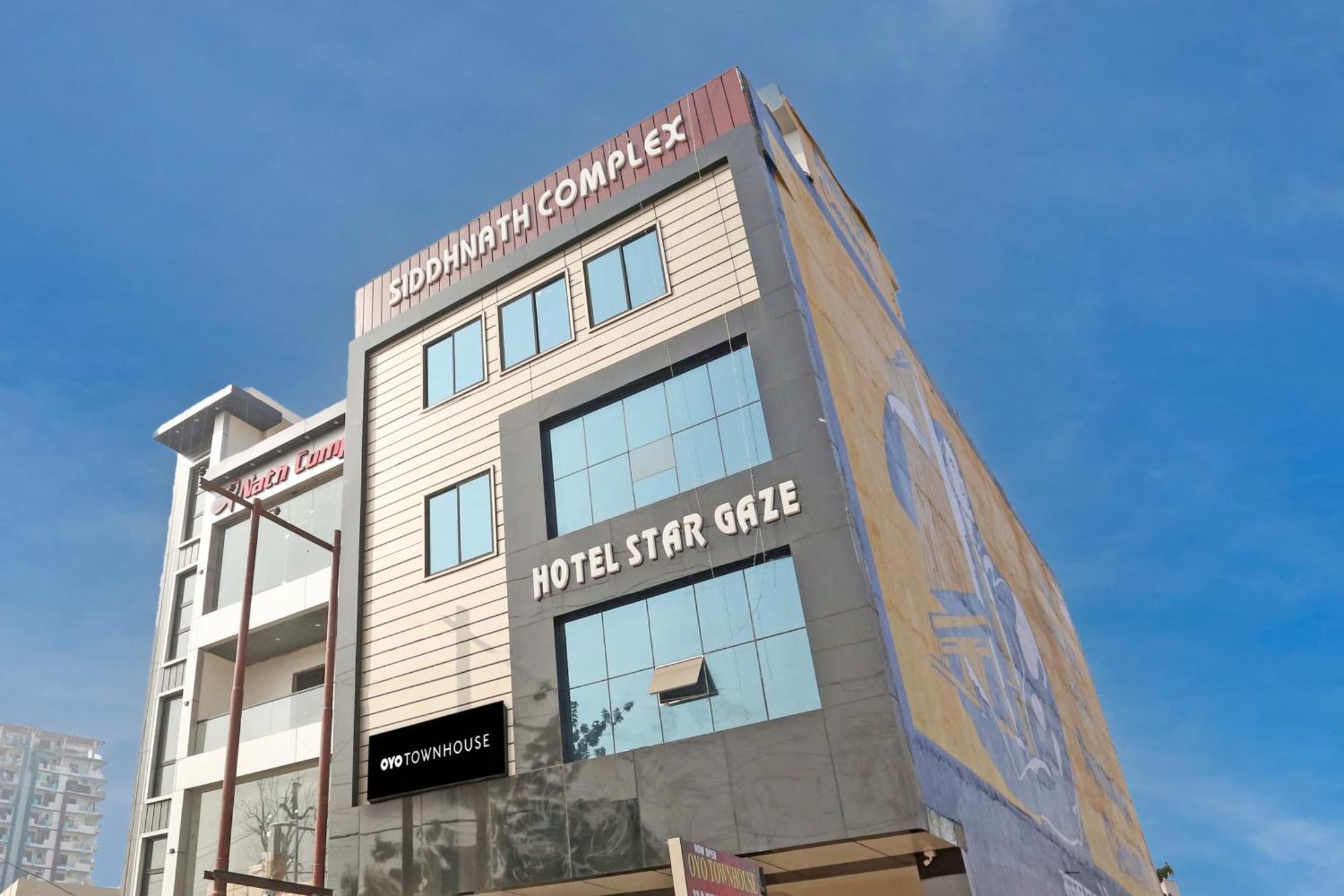 Hotel Collection O Stargaze Kanpur Esterno foto